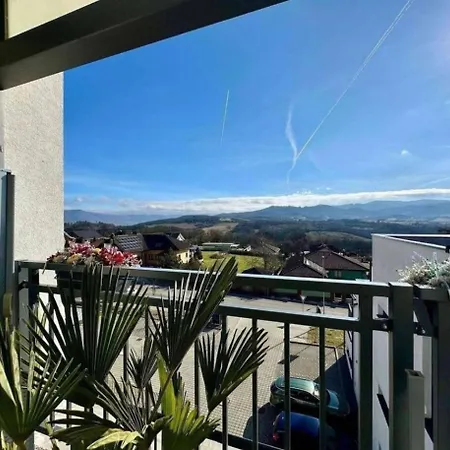 Apartamento Moderny S Terasou