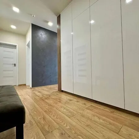 Moderny S Terasou Apartamento *