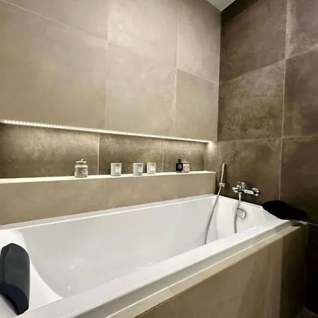 Moderny S Terasou Apartamento *